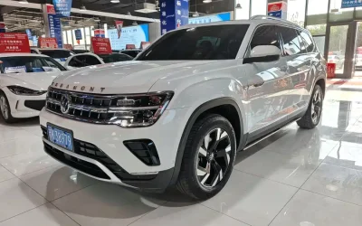 Volkswagen Volkswagen Passat в цвете и кузовом – это идеальный выбор среди китайских автомобилей. Доступная цена и надежность гарантированы.