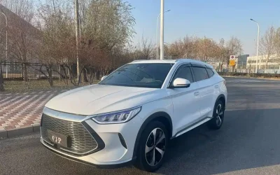 BYD BYD Seal 05 DM-i в цвете и кузовом – это идеальный выбор среди китайских автомобилей. Доступная цена и надежность гарантированы.