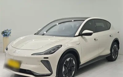 IM Motors IM LS6 в цвете и кузовом – это идеальный выбор среди китайских автомобилей. Доступная цена и надежность гарантированы.