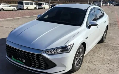 BYD BYD Seal 05 DM-i в цвете и кузовом – это идеальный выбор среди китайских автомобилей. Доступная цена и надежность гарантированы.