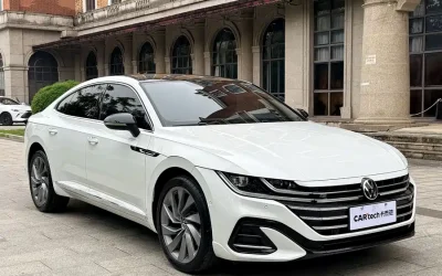 Volkswagen Volkswagen Magotan в цвете и кузовом – это идеальный выбор среди китайских автомобилей. Доступная цена и надежность гарантированы.