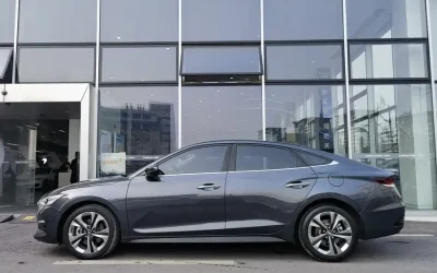 Hyundai Hyundai Elantra в цвете и кузовом – это идеальный выбор среди китайских автомобилей. Доступная цена и надежность гарантированы.