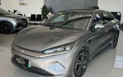 BYD BYD Seal 05 DM-i в цвете и кузовом – это идеальный выбор среди китайских автомобилей. Доступная цена и надежность гарантированы.