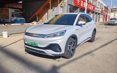 BYD BYD Seal 05 DM-i в цвете и кузовом – это идеальный выбор среди китайских автомобилей. Доступная цена и надежность гарантированы.
