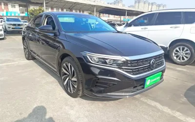 Volkswagen Volkswagen Lavida в цвете и кузовом – это идеальный выбор среди китайских автомобилей. Доступная цена и надежность гарантированы.