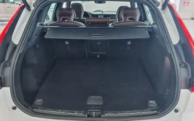 Volvo volvo XC40 recharge в цвете и кузовом – это идеальный выбор среди китайских автомобилей. Доступная цена и надежность гарантированы.