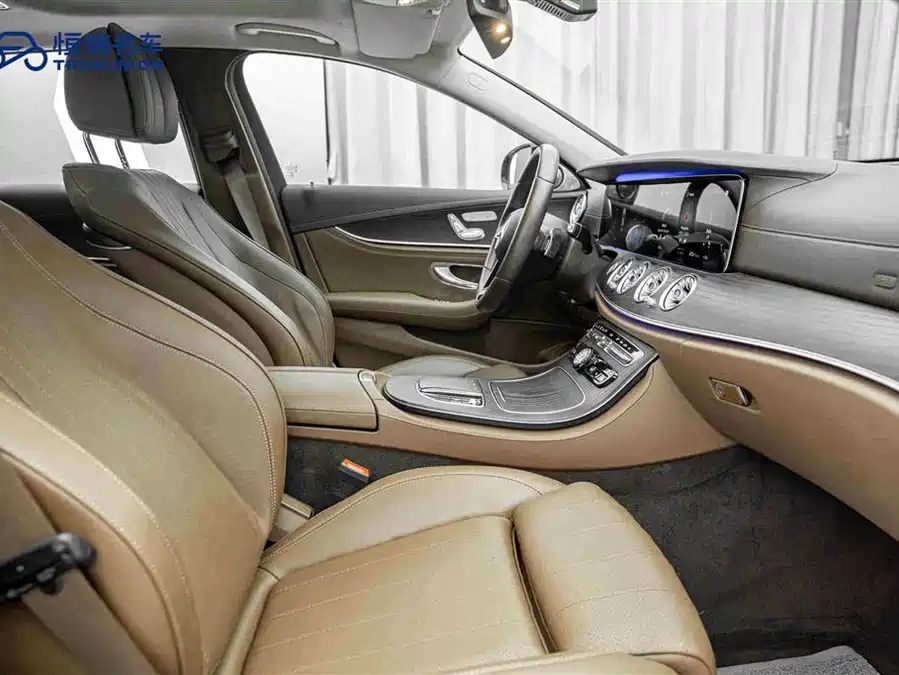 Mercedes-Benz Mercedes-Benz E-Class в цвете и кузовом – это идеальный выбор среди китайских автомобилей. Доступная цена и надежность гарантированы.