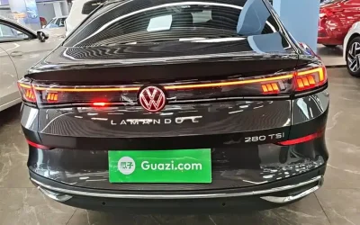 Volkswagen Volkswagen Magotan в цвете и кузовом – это идеальный выбор среди китайских автомобилей. Доступная цена и надежность гарантированы.