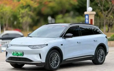Audi Audi A8 в цвете и кузовом – это идеальный выбор среди китайских автомобилей. Доступная цена и надежность гарантированы.