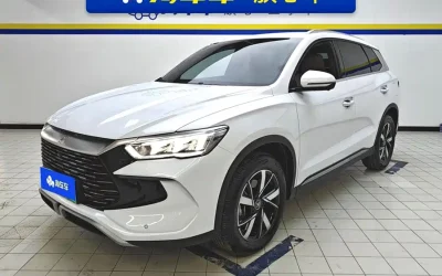 BYD BYD Song L DM-i в цвете и кузовом – это идеальный выбор среди китайских автомобилей. Доступная цена и надежность гарантированы.