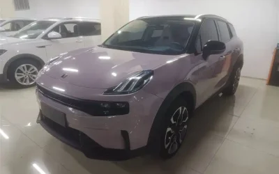 Lynk & Co Lynk & Co 02 в цвете и кузовом – это идеальный выбор среди китайских автомобилей. Доступная цена и надежность гарантированы.
