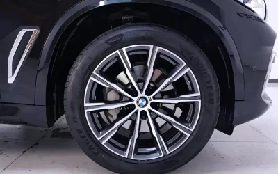 BMW BMW X5 в цвете и кузовом – это идеальный выбор среди китайских автомобилей. Доступная цена и надежность гарантированы.