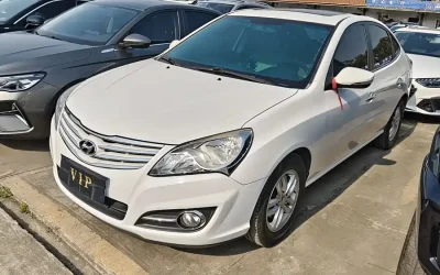 Hyundai Hyundai Elantra в цвете и кузовом – это идеальный выбор среди китайских автомобилей. Доступная цена и надежность гарантированы.