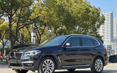 BMW BMW 3 Series в цвете и кузовом – это идеальный выбор среди китайских автомобилей. Доступная цена и надежность гарантированы.