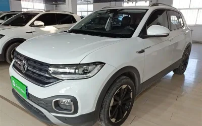 Volkswagen Volkswagen Passat в цвете и кузовом – это идеальный выбор среди китайских автомобилей. Доступная цена и надежность гарантированы.