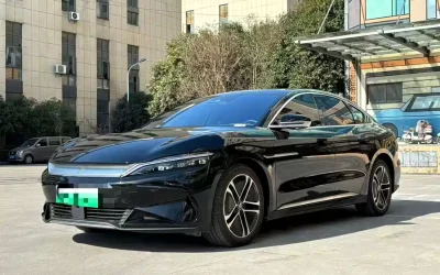 BYD BYD Seal 05 DM-i в цвете и кузовом – это идеальный выбор среди китайских автомобилей. Доступная цена и надежность гарантированы.