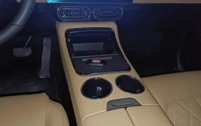 Audi Audi A8 в цвете и кузовом – это идеальный выбор среди китайских автомобилей. Доступная цена и надежность гарантированы.
