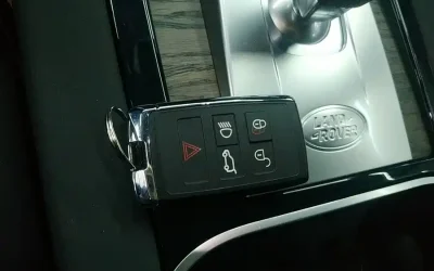 Audi Audi A8 в цвете и кузовом – это идеальный выбор среди китайских автомобилей. Доступная цена и надежность гарантированы.