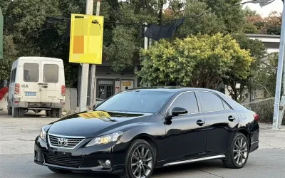 Toyota Toyota Corolla Cross в цвете и кузовом – это идеальный выбор среди китайских автомобилей. Доступная цена и надежность гарантированы.