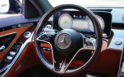 Mercedes-Benz Mercedes-Benz E-Class в цвете и кузовом – это идеальный выбор среди китайских автомобилей. Доступная цена и надежность гарантированы.