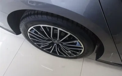 BYD BYD Seal 05 DM-i в цвете и кузовом – это идеальный выбор среди китайских автомобилей. Доступная цена и надежность гарантированы.