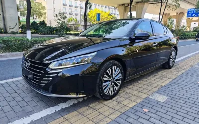 Audi Audi A8 в цвете и кузовом – это идеальный выбор среди китайских автомобилей. Доступная цена и надежность гарантированы.