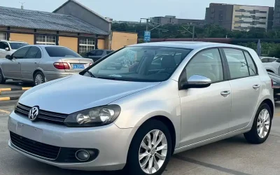 Volkswagen Volkswagen Magotan в цвете и кузовом – это идеальный выбор среди китайских автомобилей. Доступная цена и надежность гарантированы.