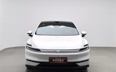 Changan Nevo Changan Nevo в цвете Changan Nevo и кузовом Changan Nevo – это идеальный выбор среди китайских автомобилей. Доступная цена и надежность гарантированы.