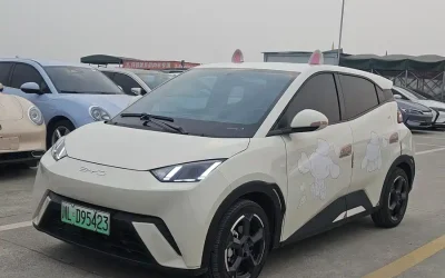 BYD BYD Seal 05 DM-i в цвете и кузовом – это идеальный выбор среди китайских автомобилей. Доступная цена и надежность гарантированы.