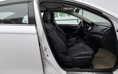 Audi Audi A8 в цвете и кузовом – это идеальный выбор среди китайских автомобилей. Доступная цена и надежность гарантированы.