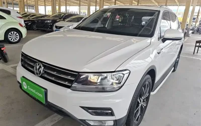 Volkswagen Volkswagen Lavida в цвете и кузовом – это идеальный выбор среди китайских автомобилей. Доступная цена и надежность гарантированы.