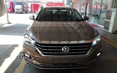Volkswagen Volkswagen Passat в цвете и кузовом – это идеальный выбор среди китайских автомобилей. Доступная цена и надежность гарантированы.