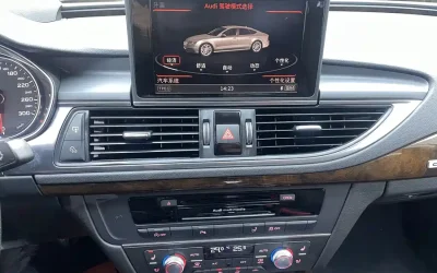 Audi Audi A8 в цвете и кузовом – это идеальный выбор среди китайских автомобилей. Доступная цена и надежность гарантированы.