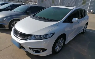 Honda Honda Jade в цвете и кузовом – это идеальный выбор среди китайских автомобилей. Доступная цена и надежность гарантированы.