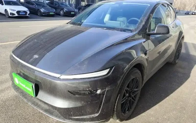 Audi Audi A8 в цвете и кузовом – это идеальный выбор среди китайских автомобилей. Доступная цена и надежность гарантированы.