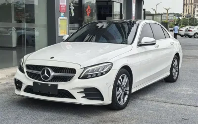 Mercedes-Benz Mercedes-Benz GLA в цвете и кузовом – это идеальный выбор среди китайских автомобилей. Доступная цена и надежность гарантированы.