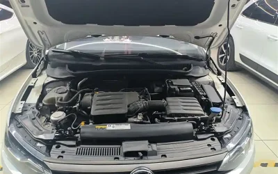Volkswagen Volkswagen Lavida в цвете и кузовом – это идеальный выбор среди китайских автомобилей. Доступная цена и надежность гарантированы.