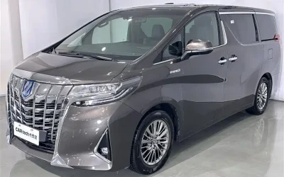 Toyota Toyota Corolla Cross в цвете и кузовом – это идеальный выбор среди китайских автомобилей. Доступная цена и надежность гарантированы.