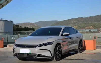 BYD BYD Song L DM-i в цвете и кузовом – это идеальный выбор среди китайских автомобилей. Доступная цена и надежность гарантированы.