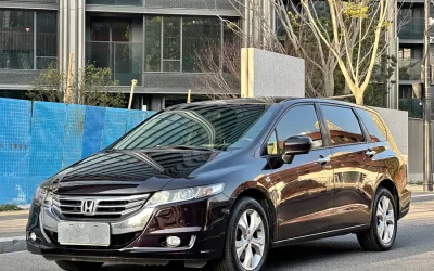 Audi Audi A8 в цвете и кузовом – это идеальный выбор среди китайских автомобилей. Доступная цена и надежность гарантированы.