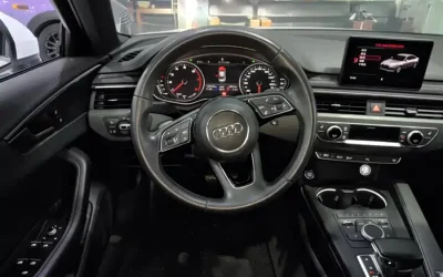 Audi Audi A4L в цвете и кузовом – это идеальный выбор среди китайских автомобилей. Доступная цена и надежность гарантированы.