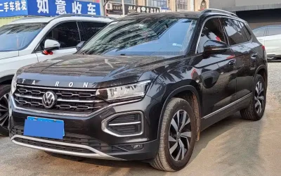 Volkswagen Volkswagen Sagitar в цвете и кузовом – это идеальный выбор среди китайских автомобилей. Доступная цена и надежность гарантированы.