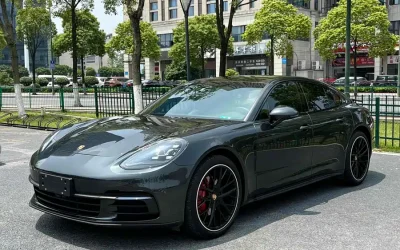 Porsche Porsche Cayenne в цвете и кузовом – это идеальный выбор среди китайских автомобилей. Доступная цена и надежность гарантированы.