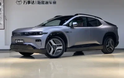 Changan Nevo Changan Nevo в цвете Changan Nevo и кузовом Changan Nevo – это идеальный выбор среди китайских автомобилей. Доступная цена и надежность гарантированы.