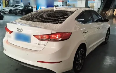 Hyundai Hyundai Elantra в цвете и кузовом – это идеальный выбор среди китайских автомобилей. Доступная цена и надежность гарантированы.