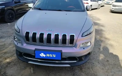 Audi Audi A8 в цвете и кузовом – это идеальный выбор среди китайских автомобилей. Доступная цена и надежность гарантированы.