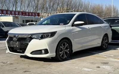 Honda Honda Jade в цвете и кузовом – это идеальный выбор среди китайских автомобилей. Доступная цена и надежность гарантированы.