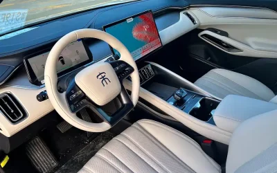 BYD BYD Song L DM-i в цвете и кузовом – это идеальный выбор среди китайских автомобилей. Доступная цена и надежность гарантированы.