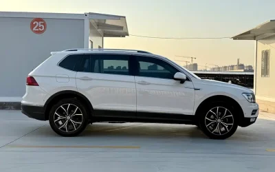 Volkswagen Volkswagen Jetta в цвете и кузовом – это идеальный выбор среди китайских автомобилей. Доступная цена и надежность гарантированы.