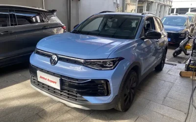 Volkswagen Volkswagen Magotan в цвете и кузовом – это идеальный выбор среди китайских автомобилей. Доступная цена и надежность гарантированы.
